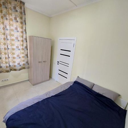 Check Inn Hostel Almaty Ngoại thất bức ảnh