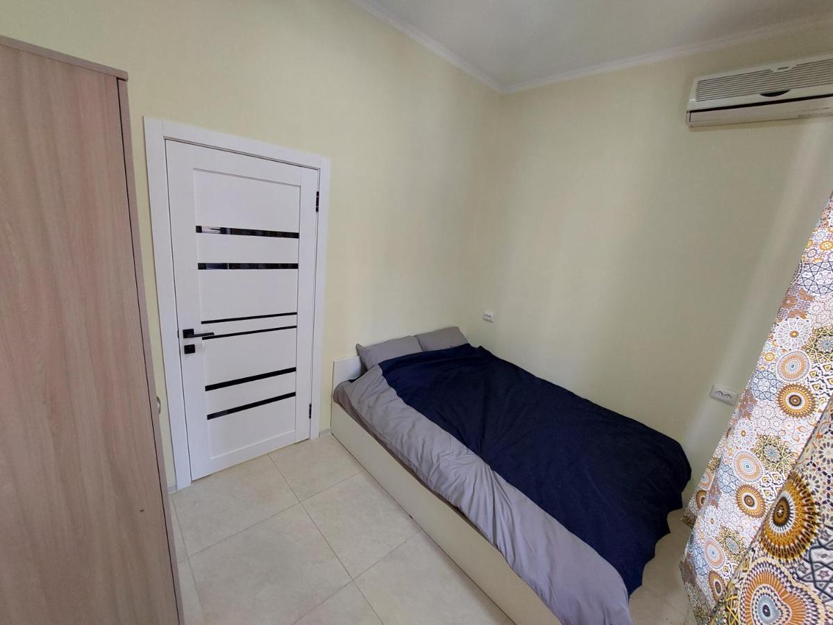 Check Inn Hostel Almaty Ngoại thất bức ảnh