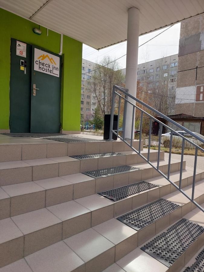 Check Inn Hostel Almaty Ngoại thất bức ảnh